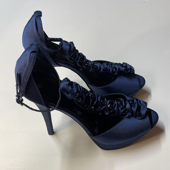 Bakers Elegant Satin Platform High Heel Pump Ruffled Detail Dress Womens Sz 10 - Picture 4 of 11